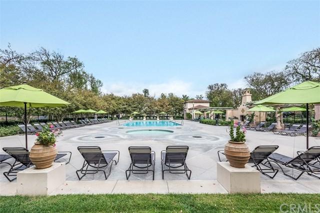 60 Burlingame - Photo 1
