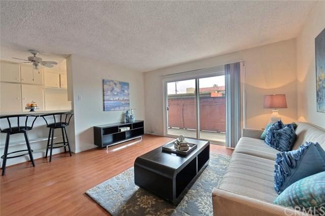 400 Acacia Avenue - Photo 1
