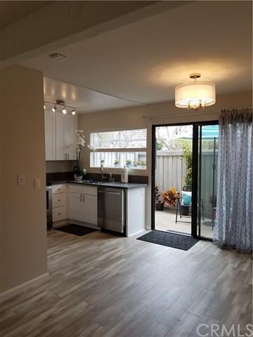 195 Streamwood - Photo 1
