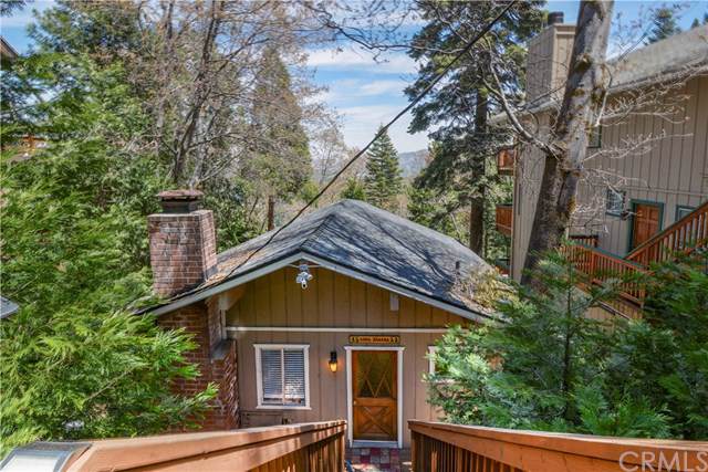 579 Victoria Court - Photo 1