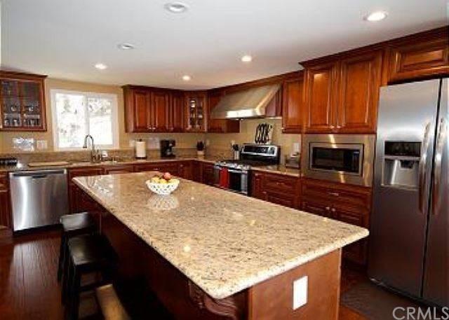 1646 Ord Way - Photo 1