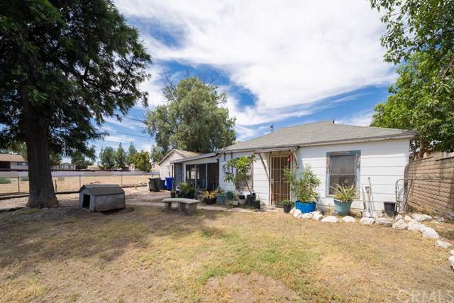 16410 Arrow Boulevard - Photo 1