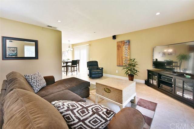866 13th Street - Photo 1
