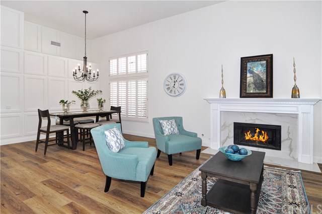 21315 Amora - Photo 1