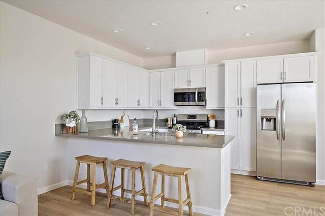 2426 Main - Photo 1