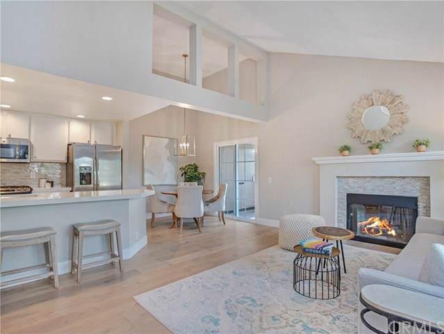 26552 Las Palmas - Photo 1