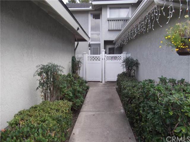 25076 Silverleaf Lane - Photo 1