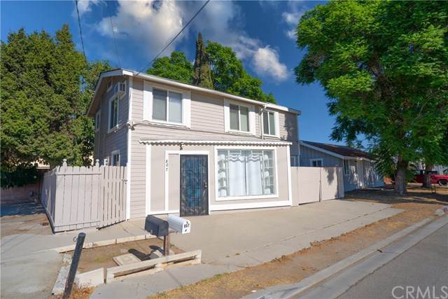 807 Wells Street - Photo 1