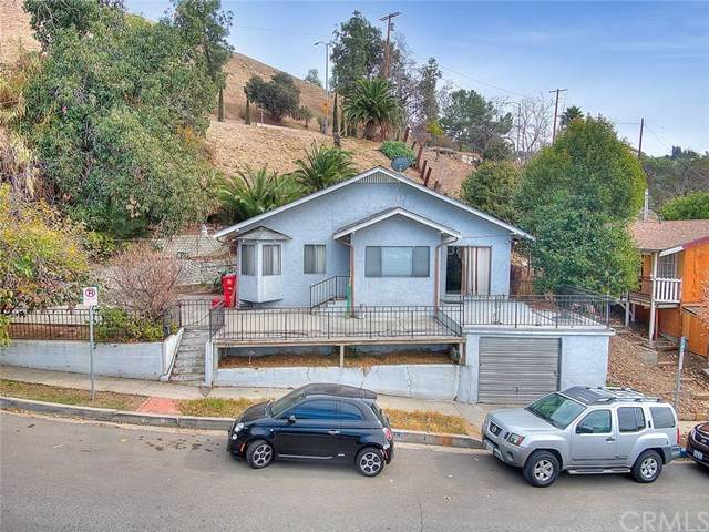 4414 Berenice Avenue - Photo 1