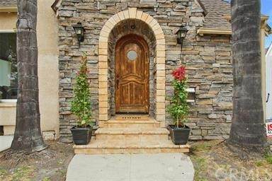 487 Holt Avenue - Photo 1