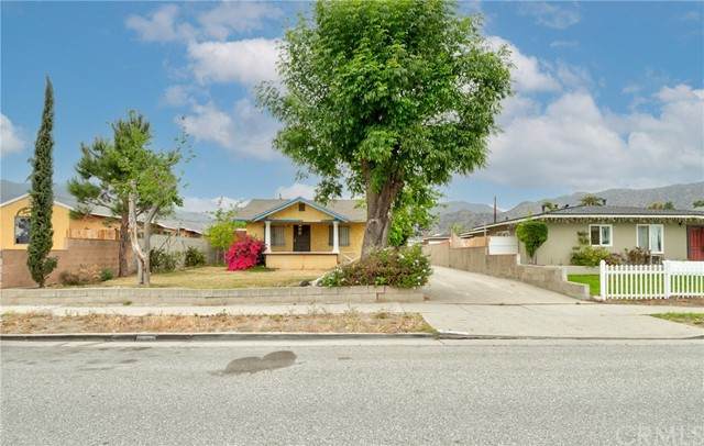425 Crescent Drive - Photo 1