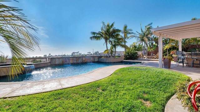 214 Pacific View Lane - Photo 1