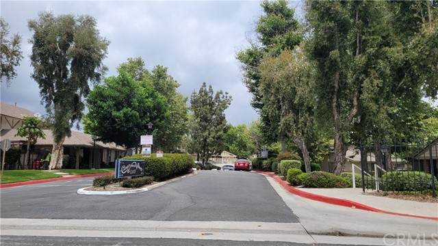 16911 Chalford Court - Photo 1
