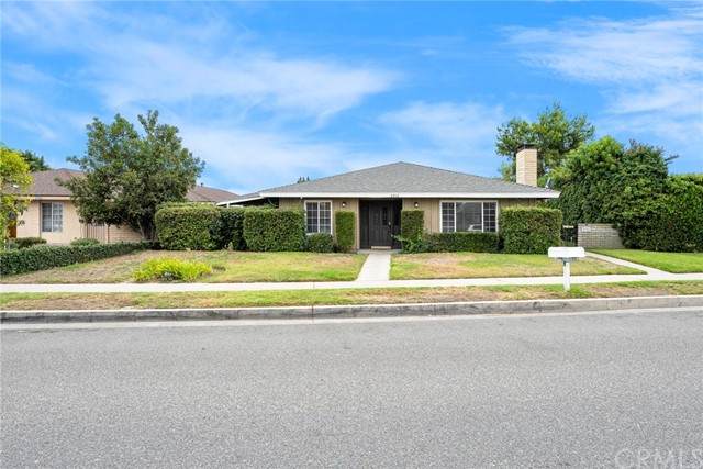 2712 Berkeley Street - Photo 1