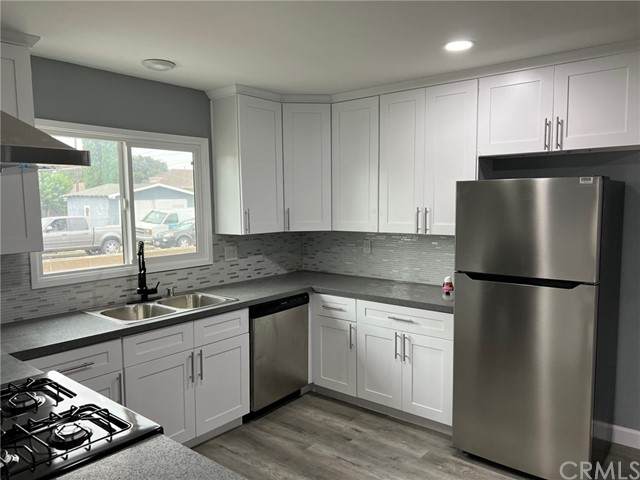 801 Sabina Street - Photo 1