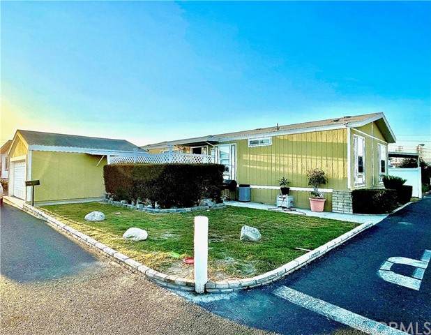 10800 Dale - Photo 1
