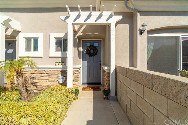 7264 Rosemarie Lane - Photo 1
