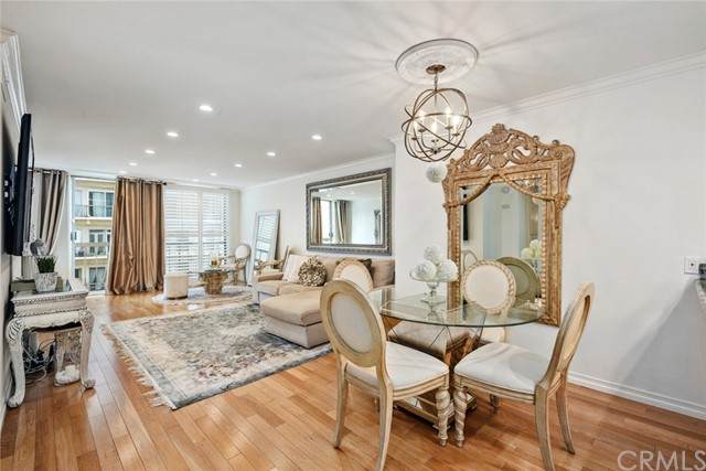 10751 Wilshire Boulevard - Photo 1