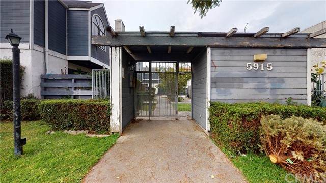5915 Stafford Avenue - Photo 1