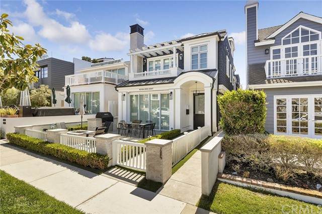 708 Heliotrope Avenue - Photo 1