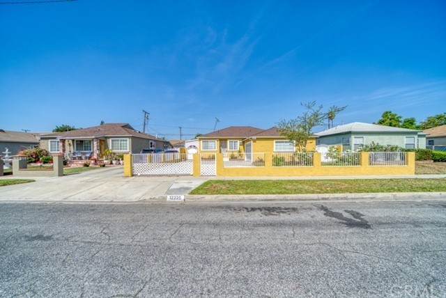 12225 Summer Avenue - Photo 1