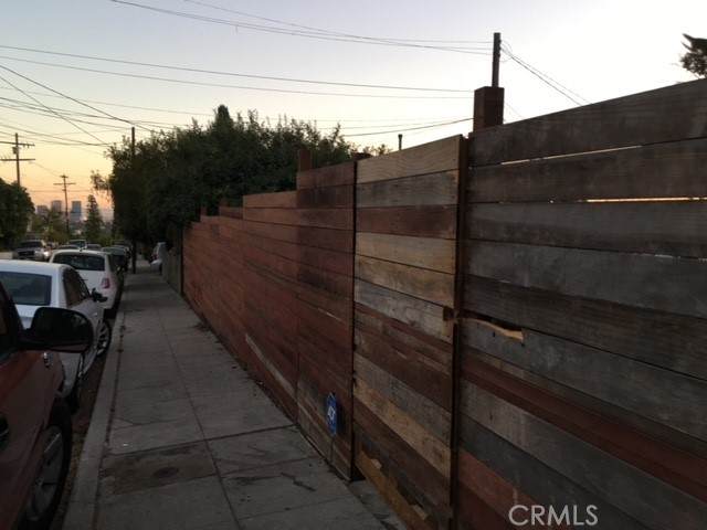 1933 Lemoyne Street - Photo 1