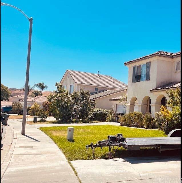 2572 Young Court - Photo 1
