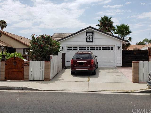 951 Ivy Street - Photo 1