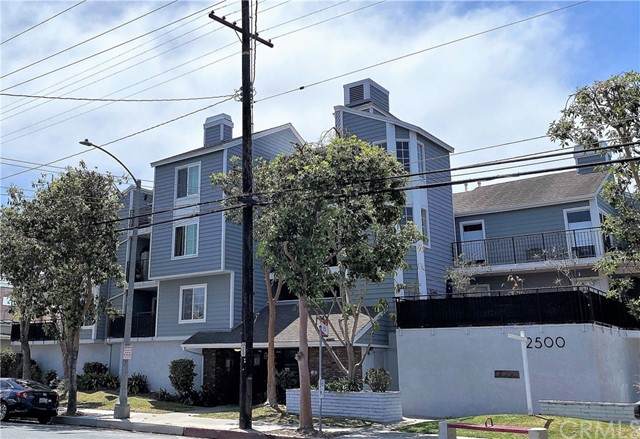 2500 4th Street - Photo 1