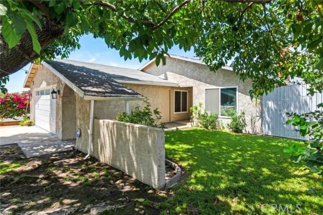 2764 Acacia Avenue - Photo 1