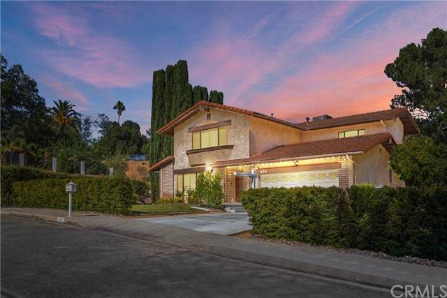 670 Valley View Drive - Photo 1
