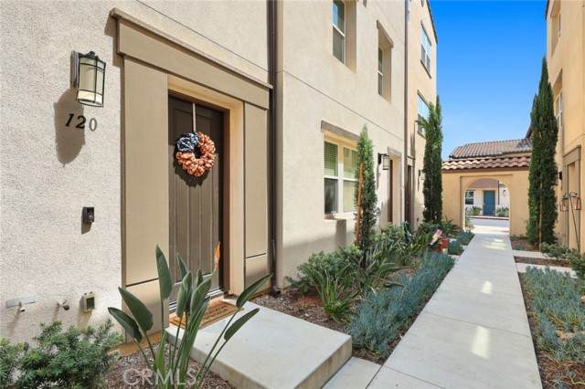 543 Foothill Boulevard - Photo 1