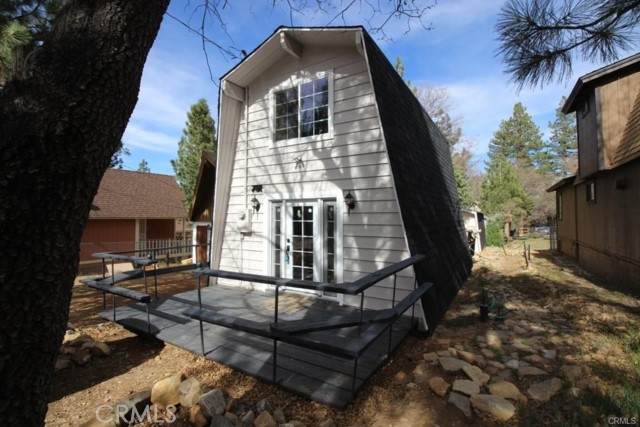 751 Holmes Lane - Photo 1