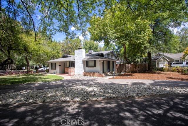1384 Bidwell Avenue - Photo 1