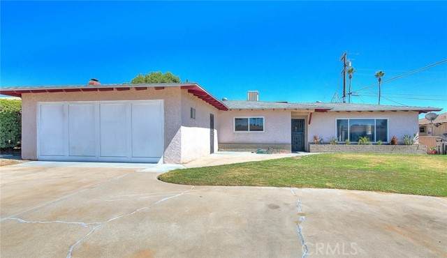 9007 Grace Avenue - Photo 1