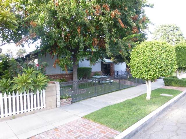 1209 Central Avenue - Photo 1