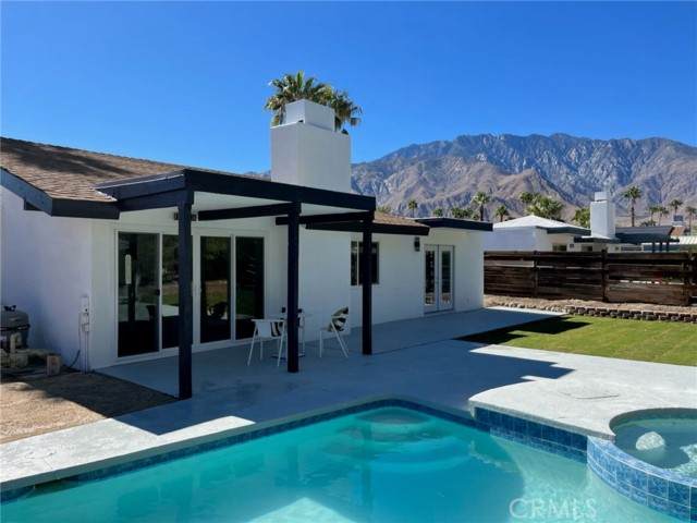 1380 Adobe Way - Photo 1