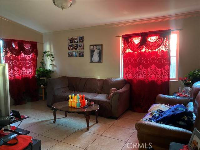 210 4th Street - Photo 1