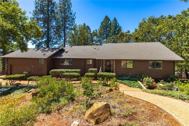 4864 Lookout Circle - Photo 1