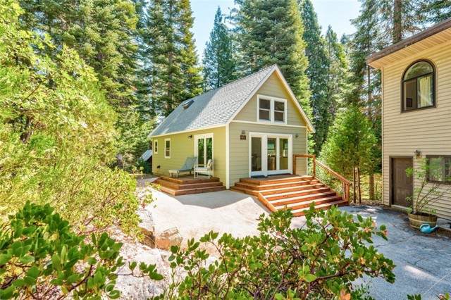 7731 Forest - Photo 1