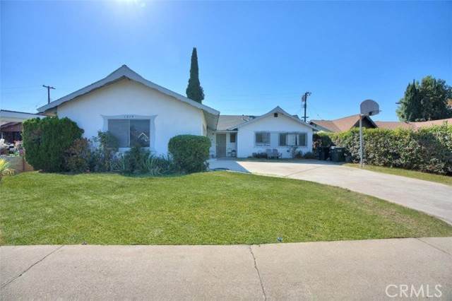 1414 Sunkist Avenue - Photo 1