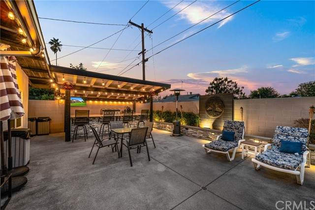10039 Primrose Drive - Photo 1