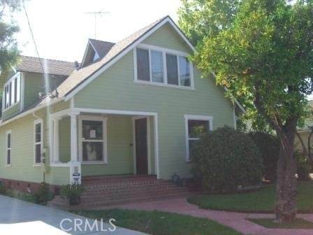 881 Winona Avenue - Photo 1