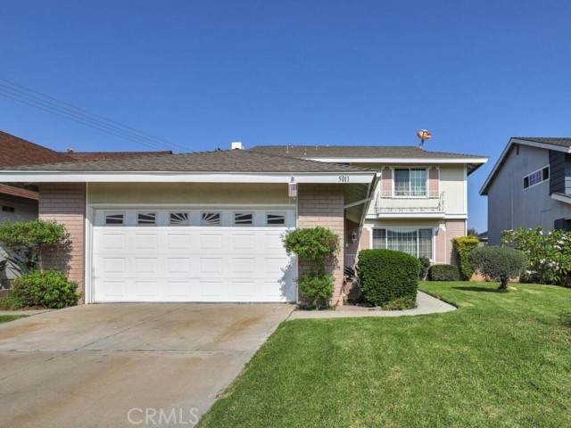 5011 La Luna Drive - Photo 1