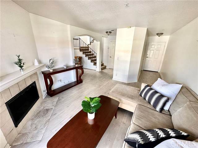 626 Lake St - Photo 1