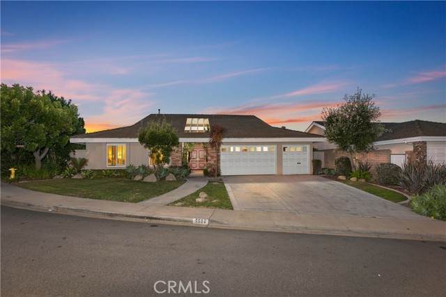 5692 Highgate - Photo 1