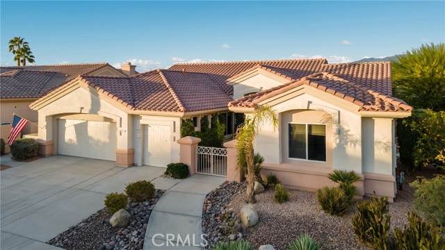 78220 Gray Hawk Drive - Photo 1