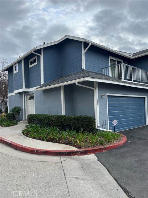 108 Glendora Avenue - Photo 1