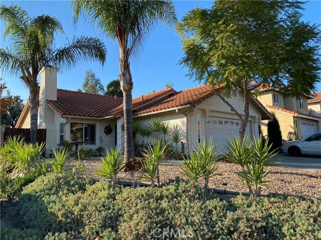 39685 Almansa Court - Photo 1