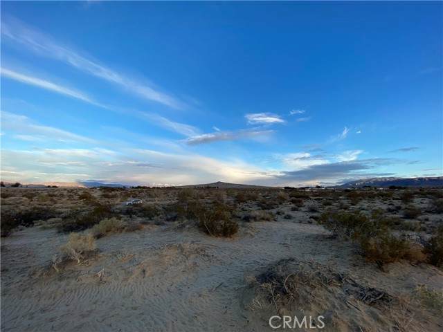 5270 Desert Knoll Ave - Photo 1